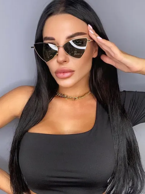 MODEL MANAGER, 22 лет